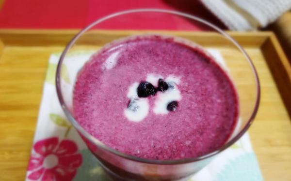 ビーツとブルーベリーのスムージーのレシピ